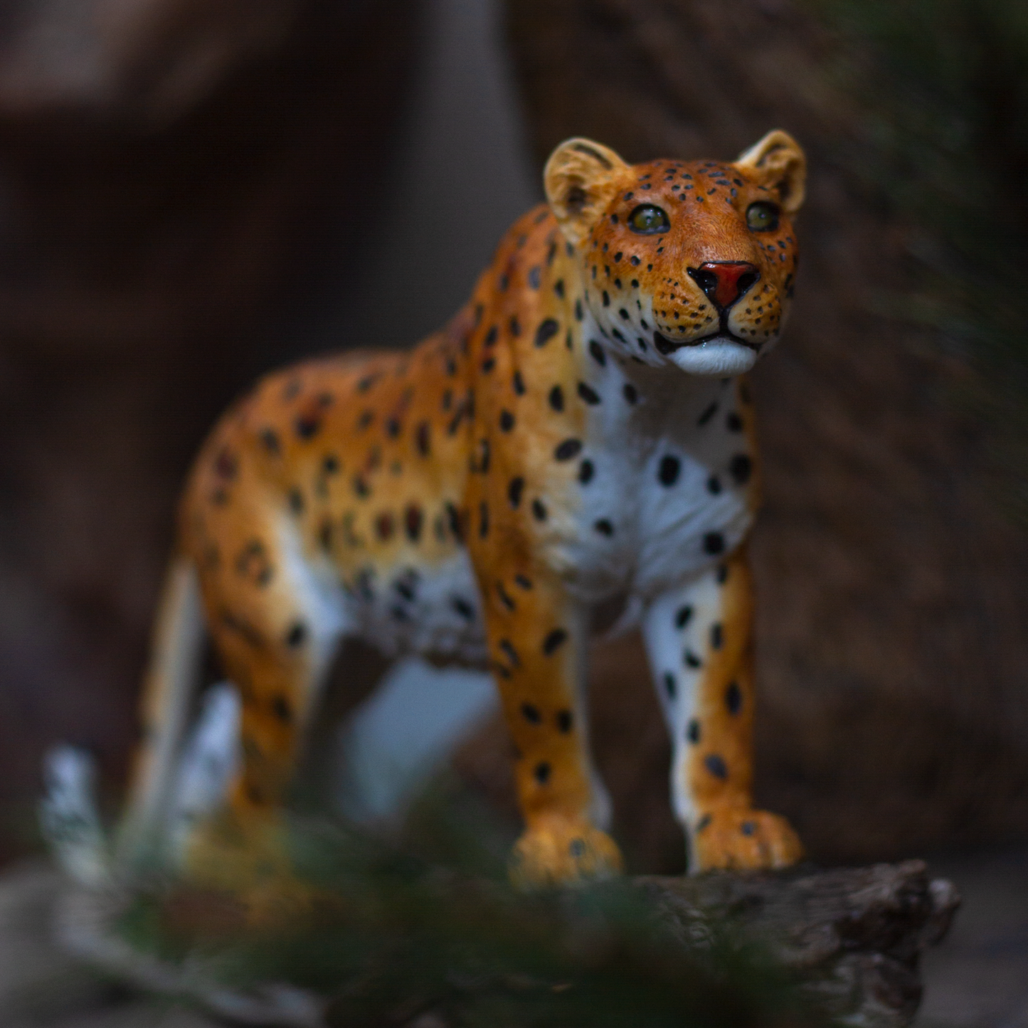 Realistic Big Cat Leopard Perching on Wood Resin Figurine Statue