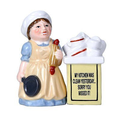 Clean Kitchen Ceramic Magnetic Salt and Pepper Shaker Set