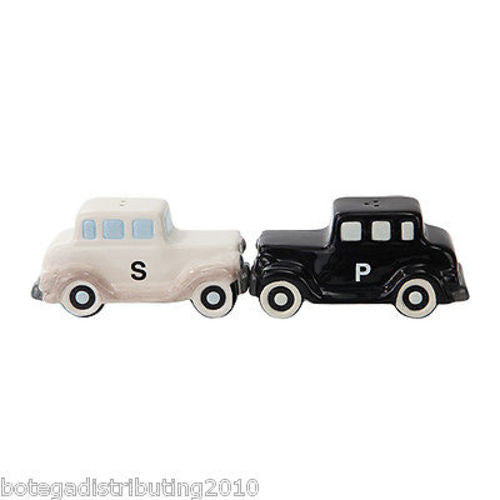 Antique Car Black White Ceramic Magnetic Salt and Pepper Shaker Set Carro Salero