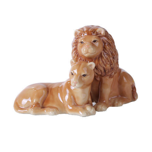 Animal Kingdom Lion Couple Magnetic Salt and Pepper Shaker Kitchen Set