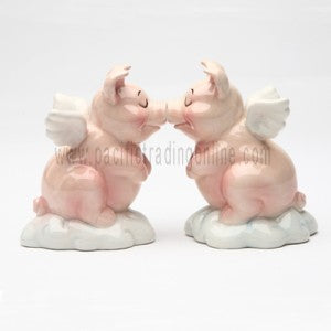 1 X When Pigs Fly Hog Heaven Magnetic Salt & Pepper Shaker Set S/P