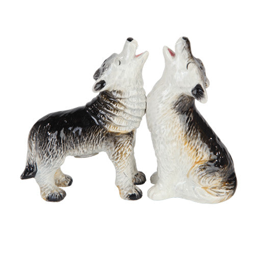 9870 3.75" Howling Wolves Magnetic Salt & Pepper Shakers Kitchen Set