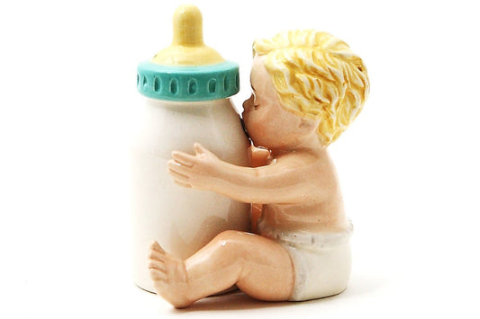 Baby With Bottle Attractives Salt Pepper Shaker Made of Ceramic