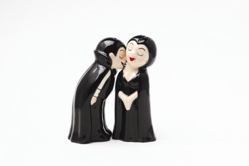 Vampire Kiss Magnetic Salt and Pepper Shaker Set