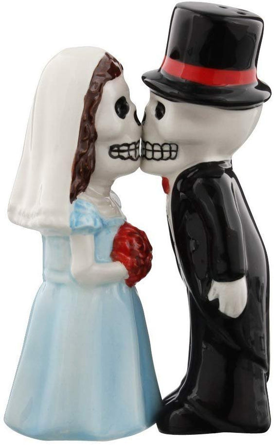 Love Never Dies Blue Wedding Salt Pepper Shakers